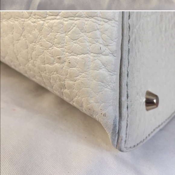 DKNY HANDBAG ONLY - Picture 4 of 6